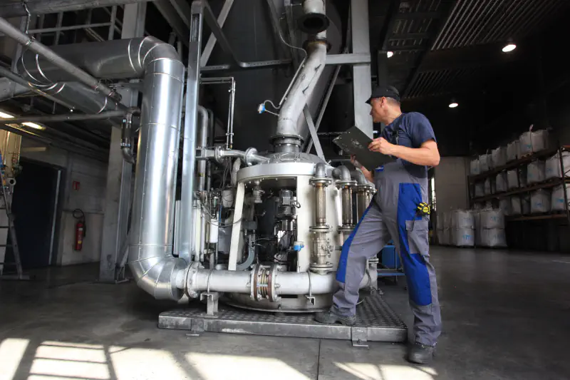 maintenance of employees of PMT Jetmill GmbH